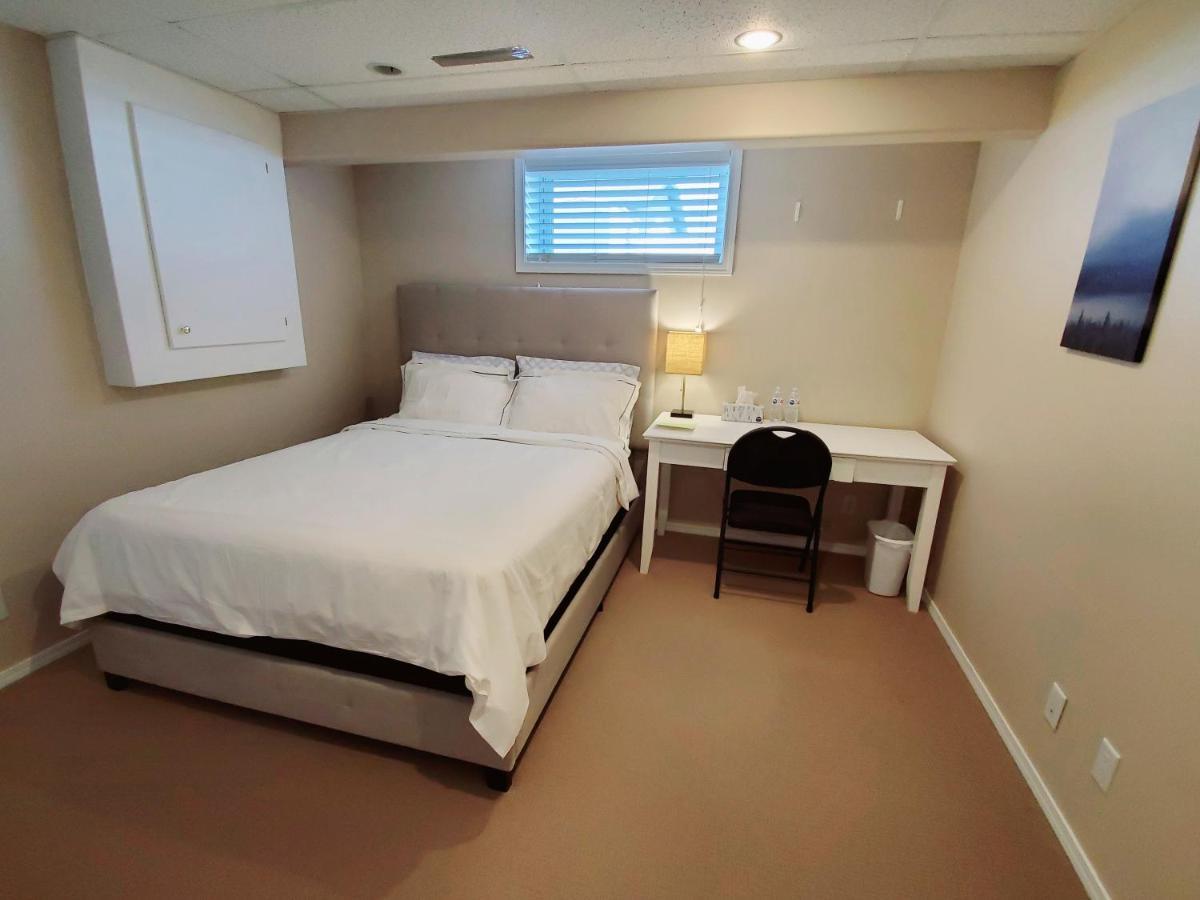 Saskatoon Lashyn Cove Homestay Ngoại thất bức ảnh