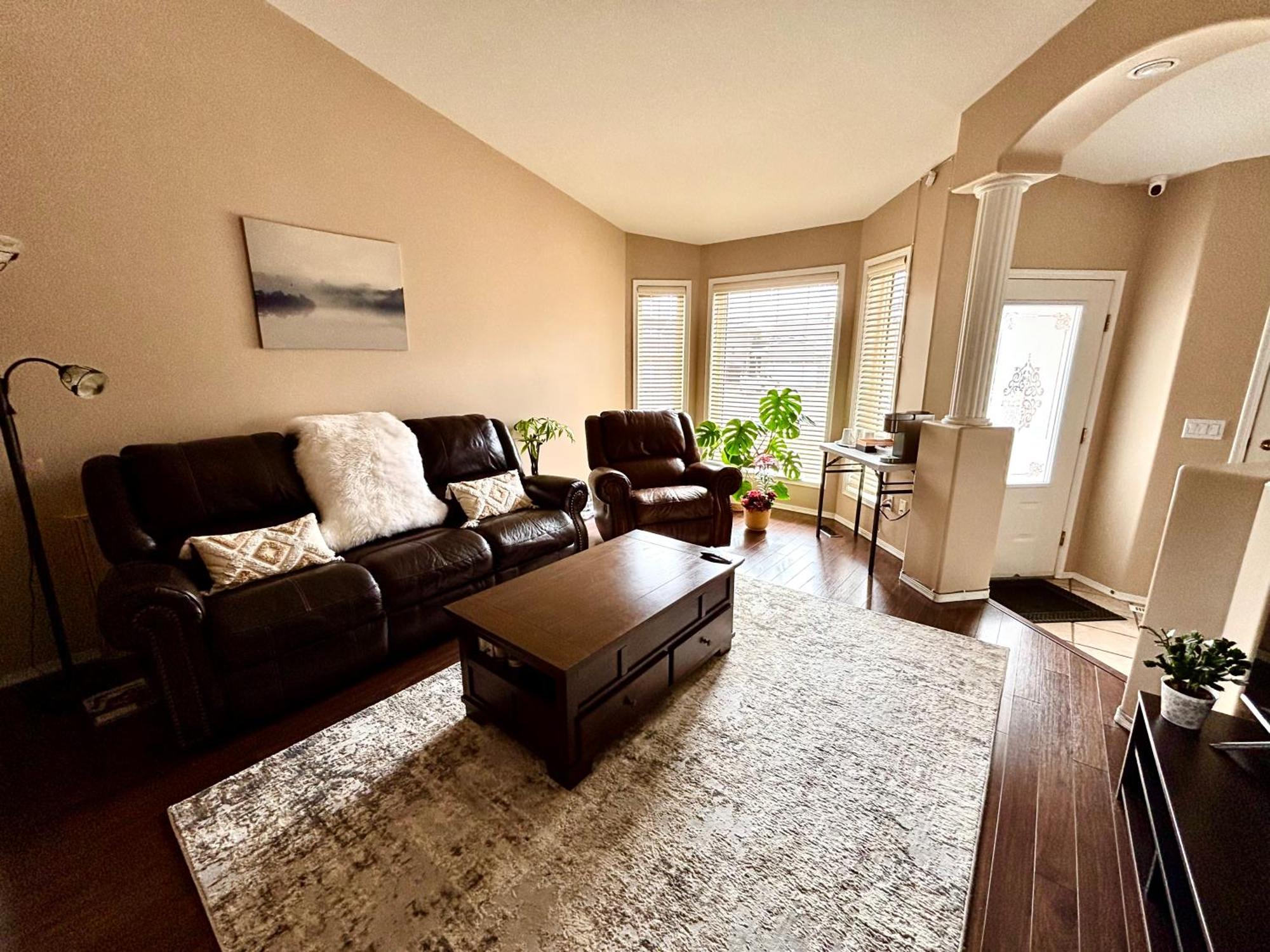 Saskatoon Lashyn Cove Homestay Ngoại thất bức ảnh
